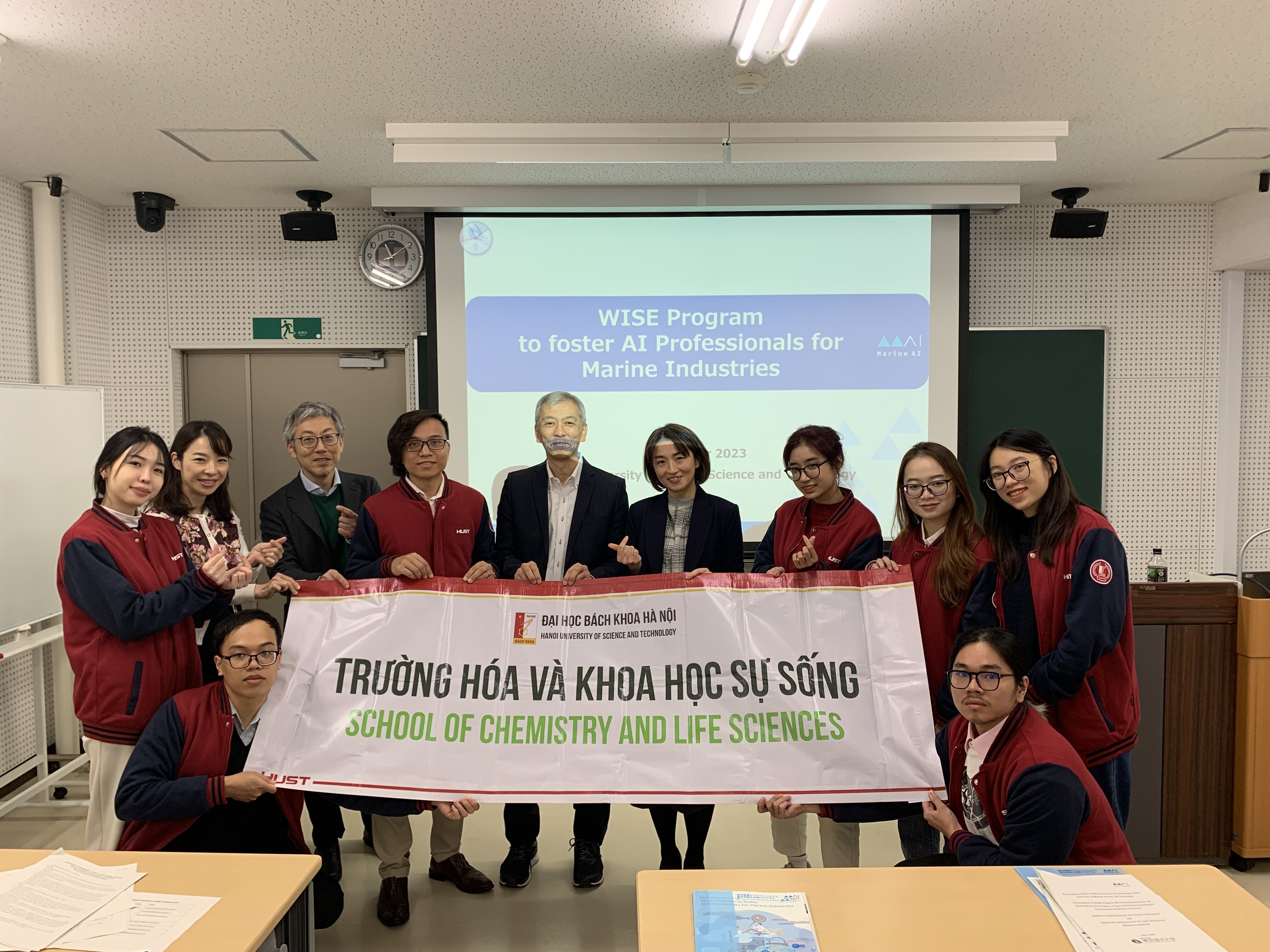 ベトナム・ハノイ工科大学の教員及び学生6名が本学を訪問しました